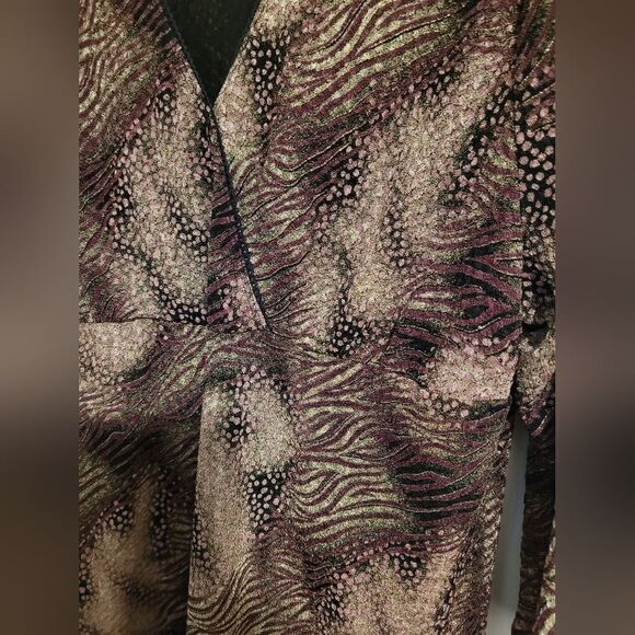 East 5th animal print shimmer top - Picture 3 of 8